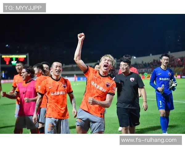 深圳足球队逆袭之路揭秘钻石联赛特别报道展现奋斗与荣耀